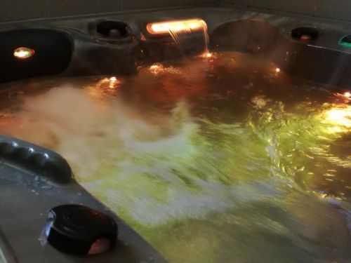 Chromoterapie  vířivka MIRA